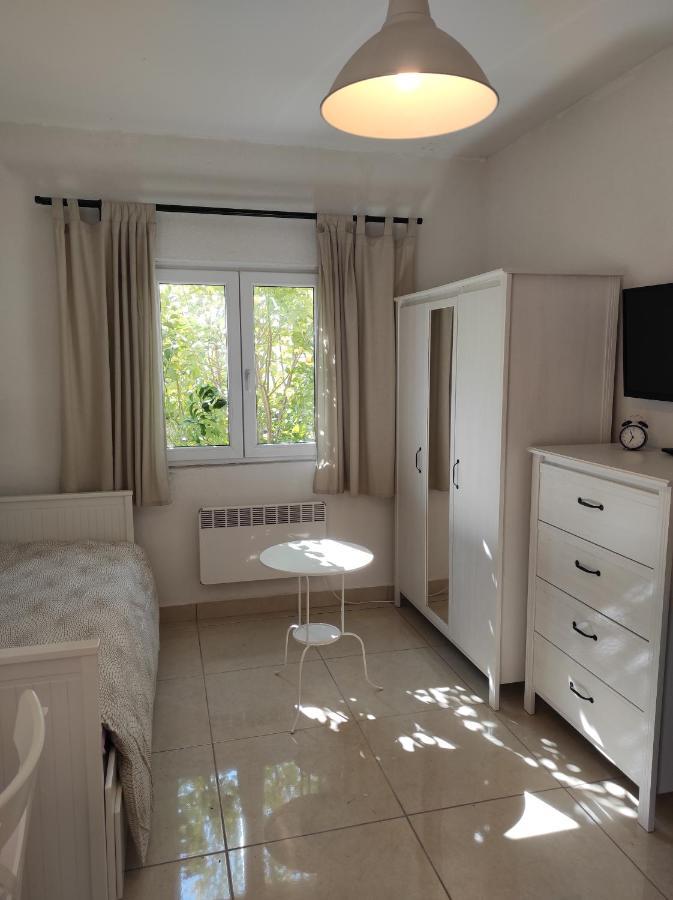 Lemon Apartment - Zupanska Ulica 21 พูลา ภายนอก รูปภาพ